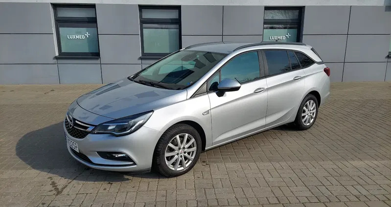 lubuskie Opel Astra cena 39900 przebieg: 143000, rok produkcji 2016 z Łowicz